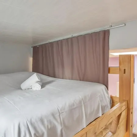 Apartment Charming Studio In Center Close To Tramway - Welkeys
