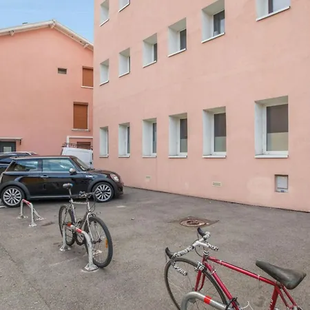 Apartamento Charming Studio In Center Close To Tramway - Welkeys